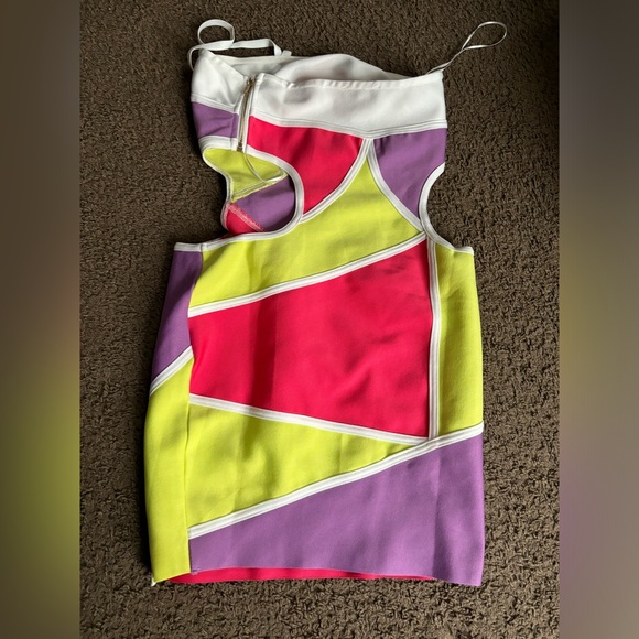 Multi color dress - Picture 2 of 2